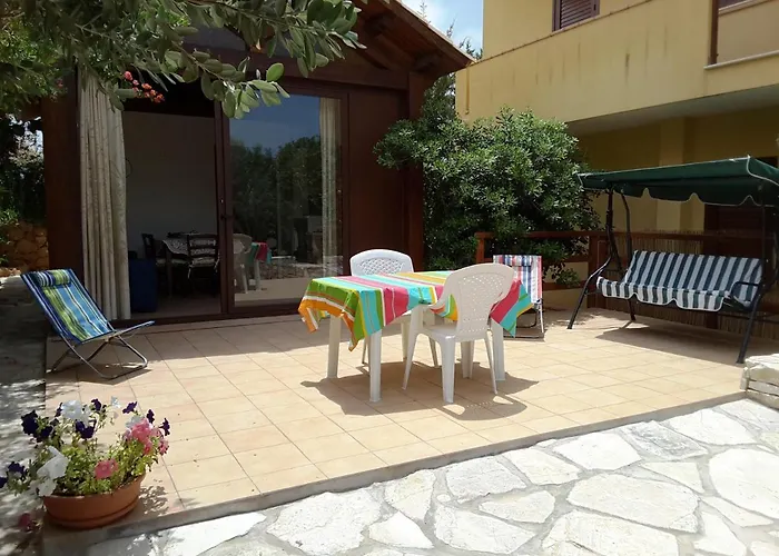 Il Rustico Di Pino Hytte Custonaci